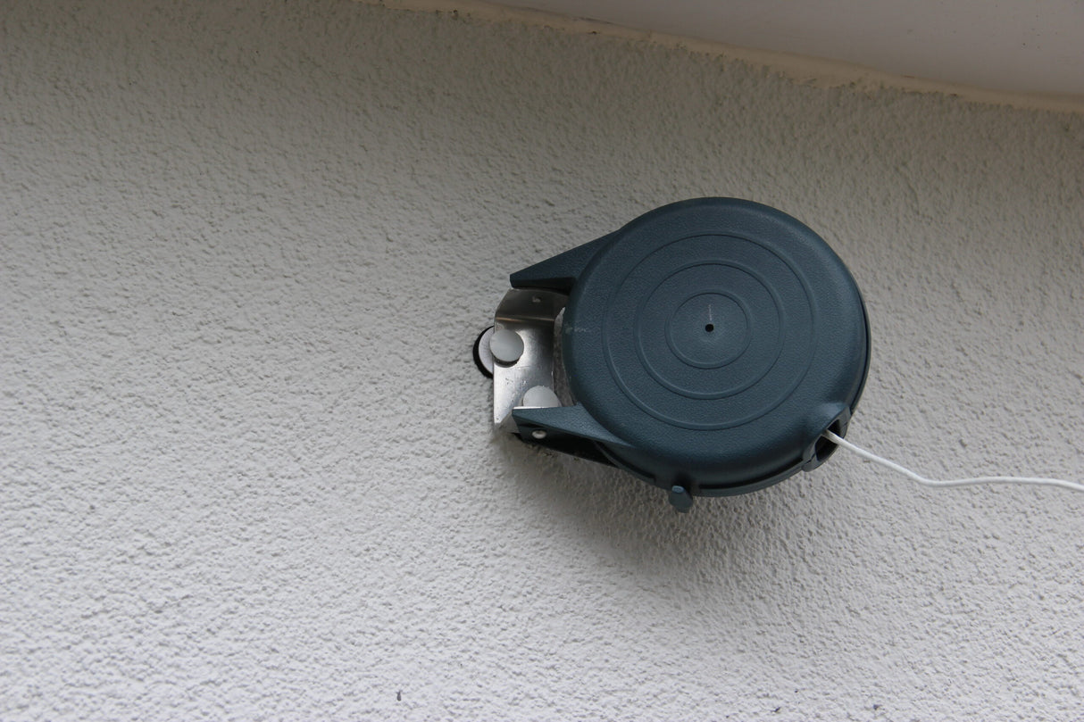 Universal Tube Fitted to Wall