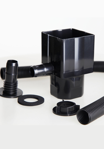 105 Litre Wall Mounted Water Butt extras